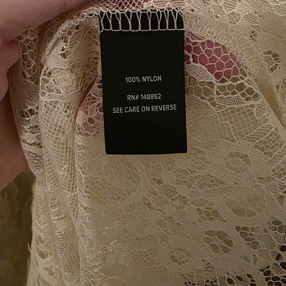 Torrid New Lace Ruffle Long Sleeve Blouse Birch Size 3x - Picture 11 of 14